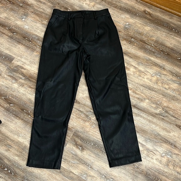 New Look Womens Pants Black Faux Leather Pleated Pleather Slacks Trousers Size 6 - Picture 14 of 15